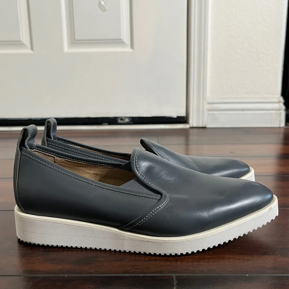 Everlane Women's‎ The Leather Street Shoe Pointed Toe loafers Slate Grey size 8